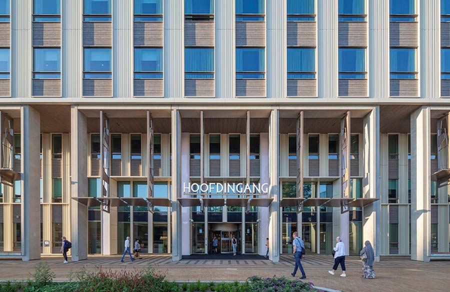 Redefining Healthcare Architecture: Radboudumc Main Building