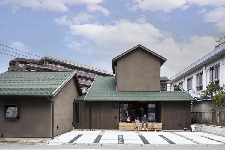 Designing Michiyama House and Store: A Unique Mixed-Use Architecture in Shirakawa, Japan